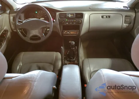 2000 Honda Accord Ex from USA, damaged, VIN 1HGCG5562YA016727